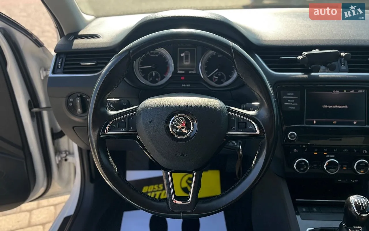 2017 Skoda Octavia - мініатюра 11
