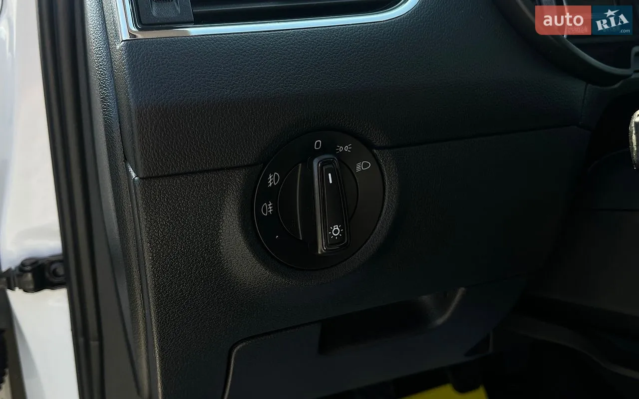 2017 Skoda Octavia - мініатюра 18