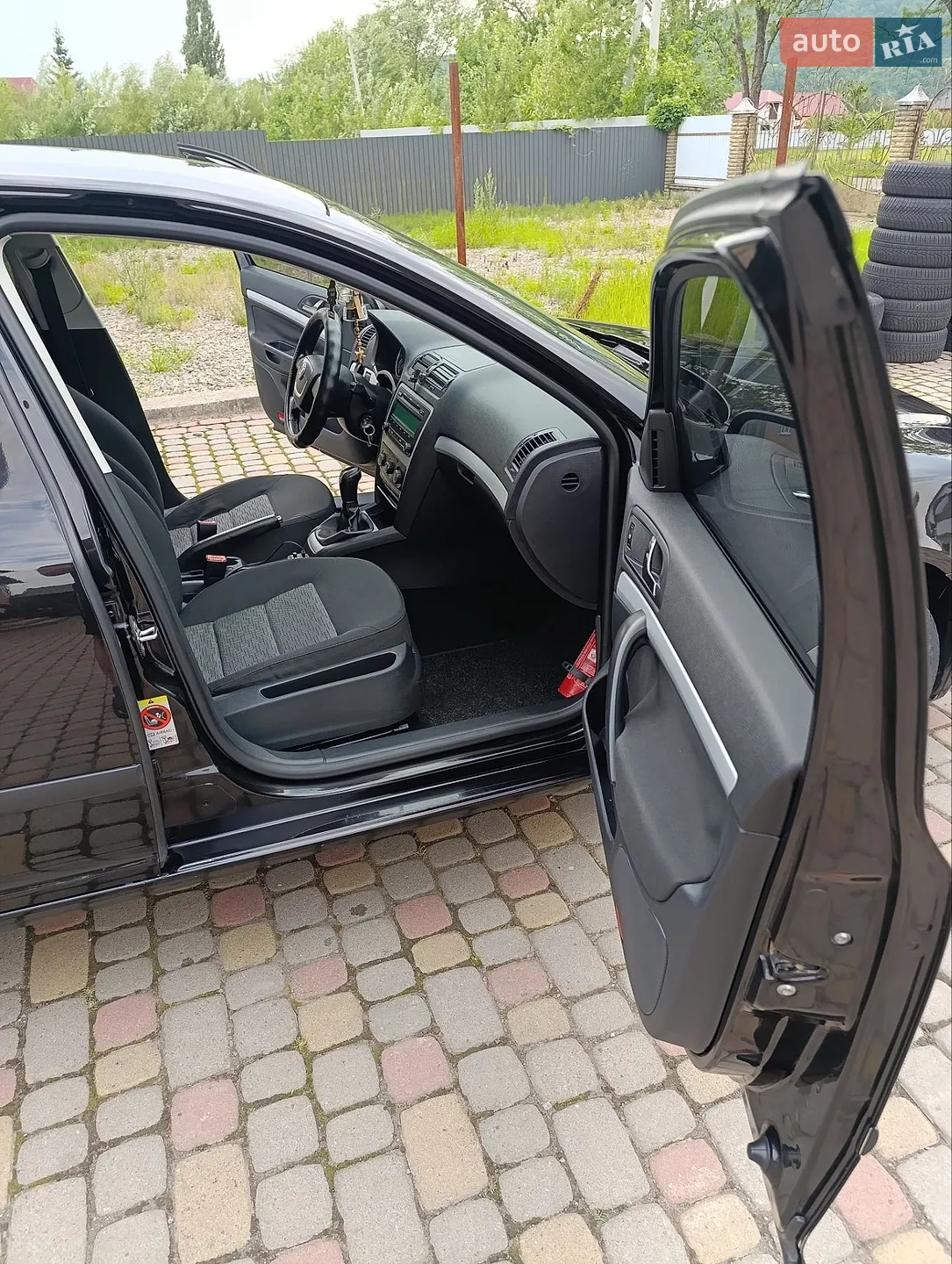 2011 Skoda Octavia - мініатюра 11