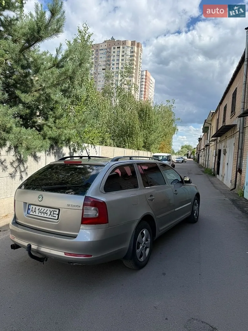2010 Skoda Octavia - мініатюра 7