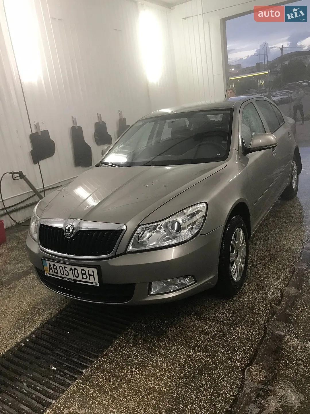 2010 Skoda Octavia - мініатюра 3