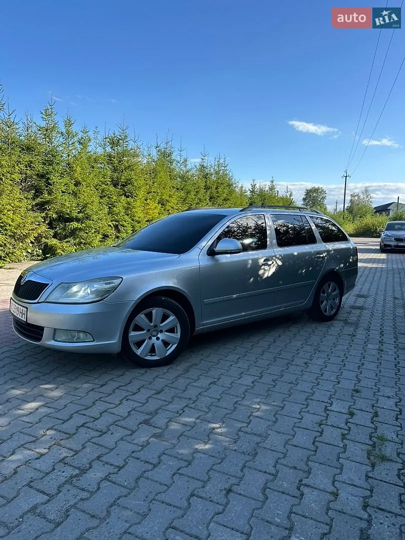 2010 Skoda Octavia - мініатюра 3
