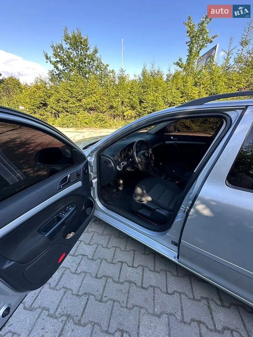 2010 Skoda Octavia - мініатюра 7