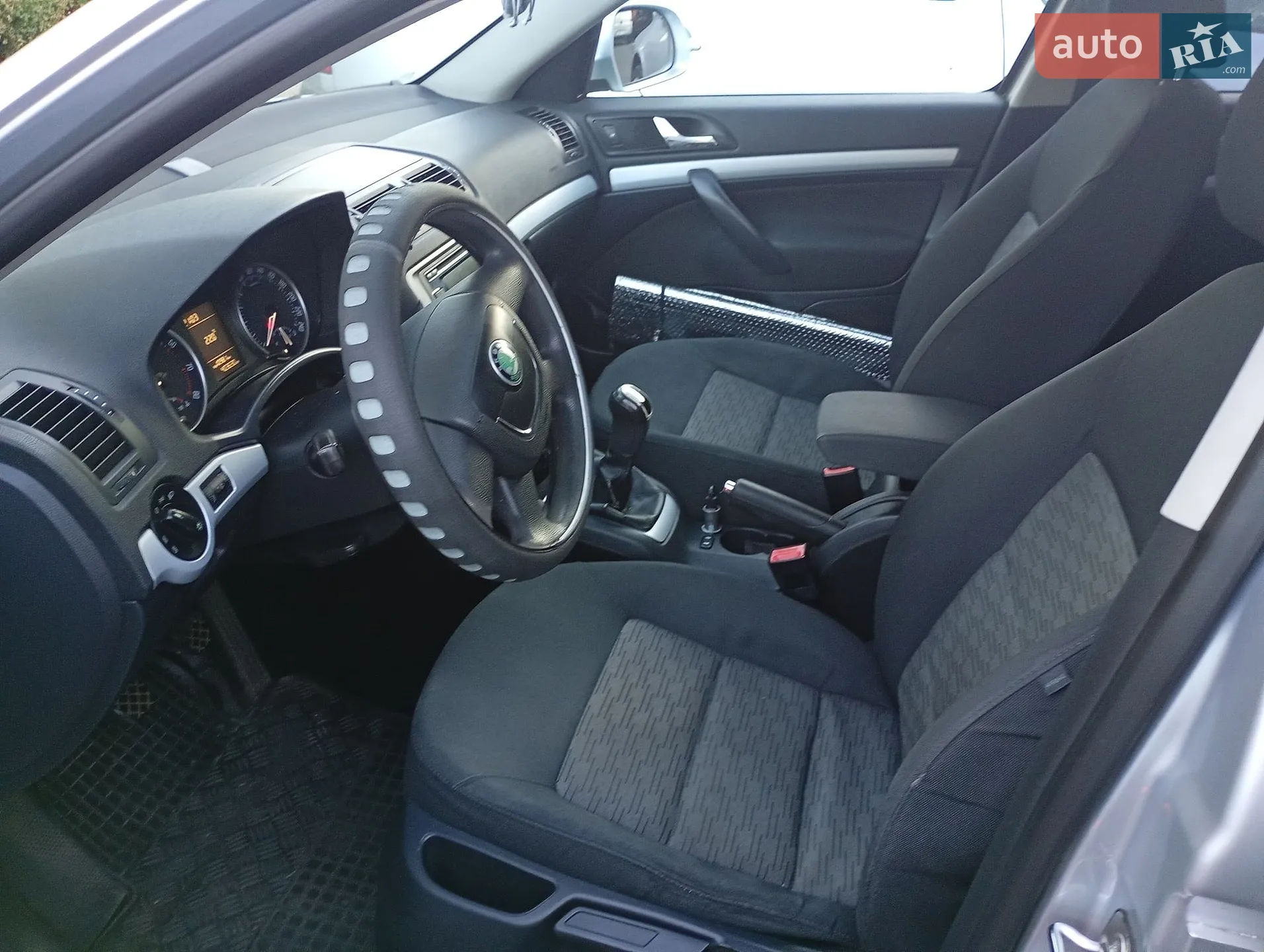 2011 Skoda Octavia - мініатюра 7