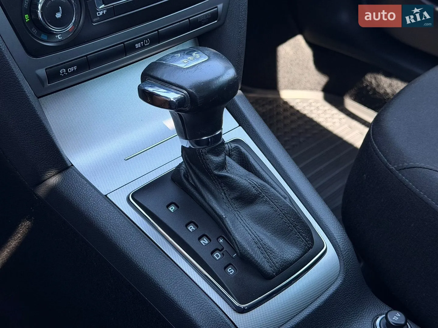 2011 Skoda Octavia - мініатюра 23