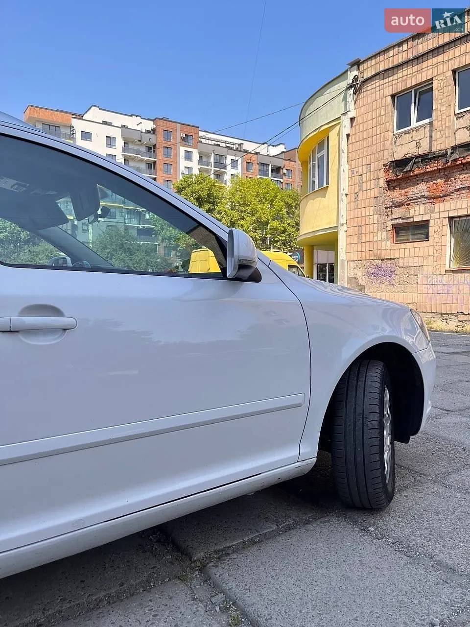 2011 Skoda Octavia - мініатюра 10