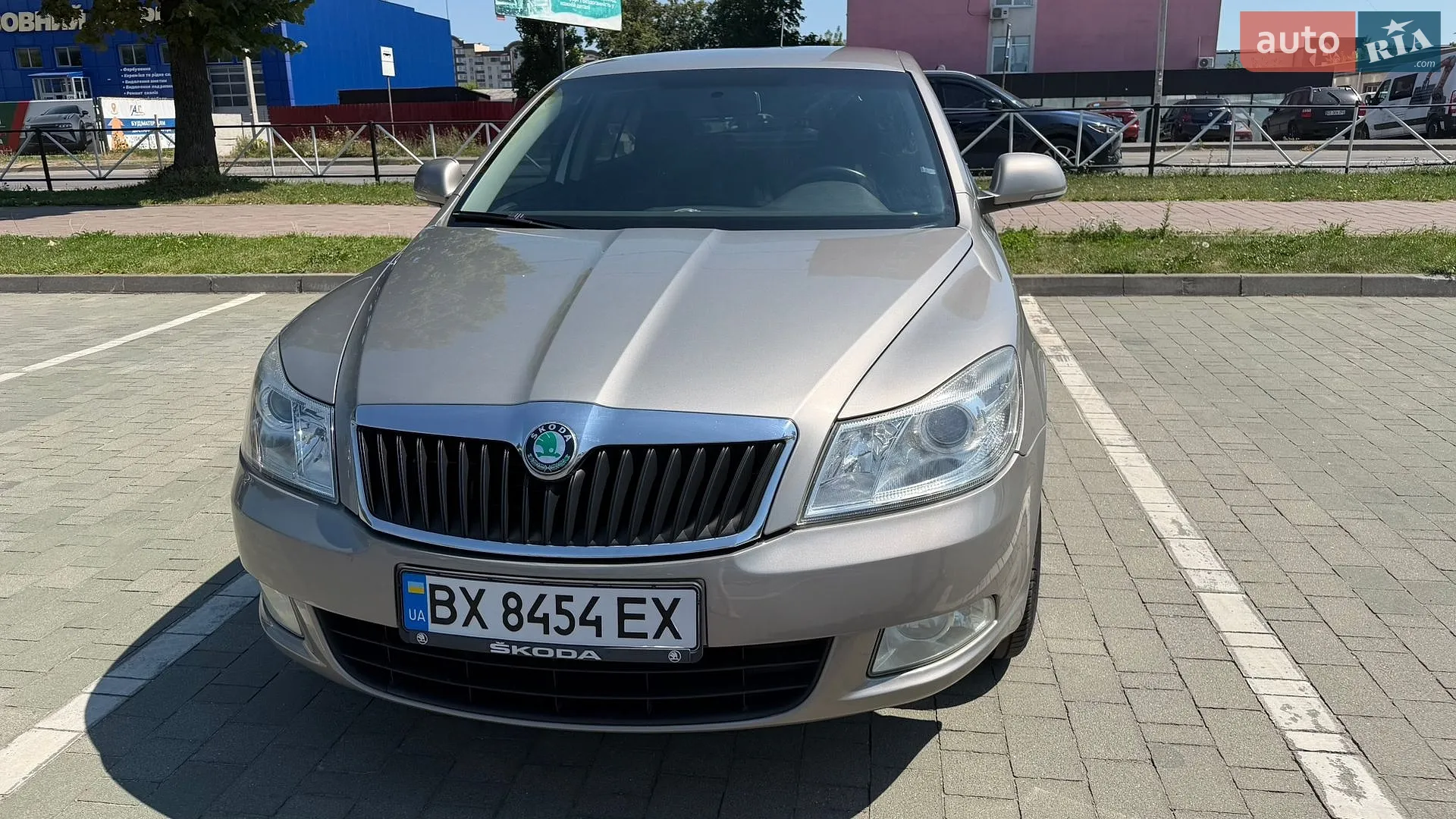 2010 Skoda Octavia - мініатюра 8