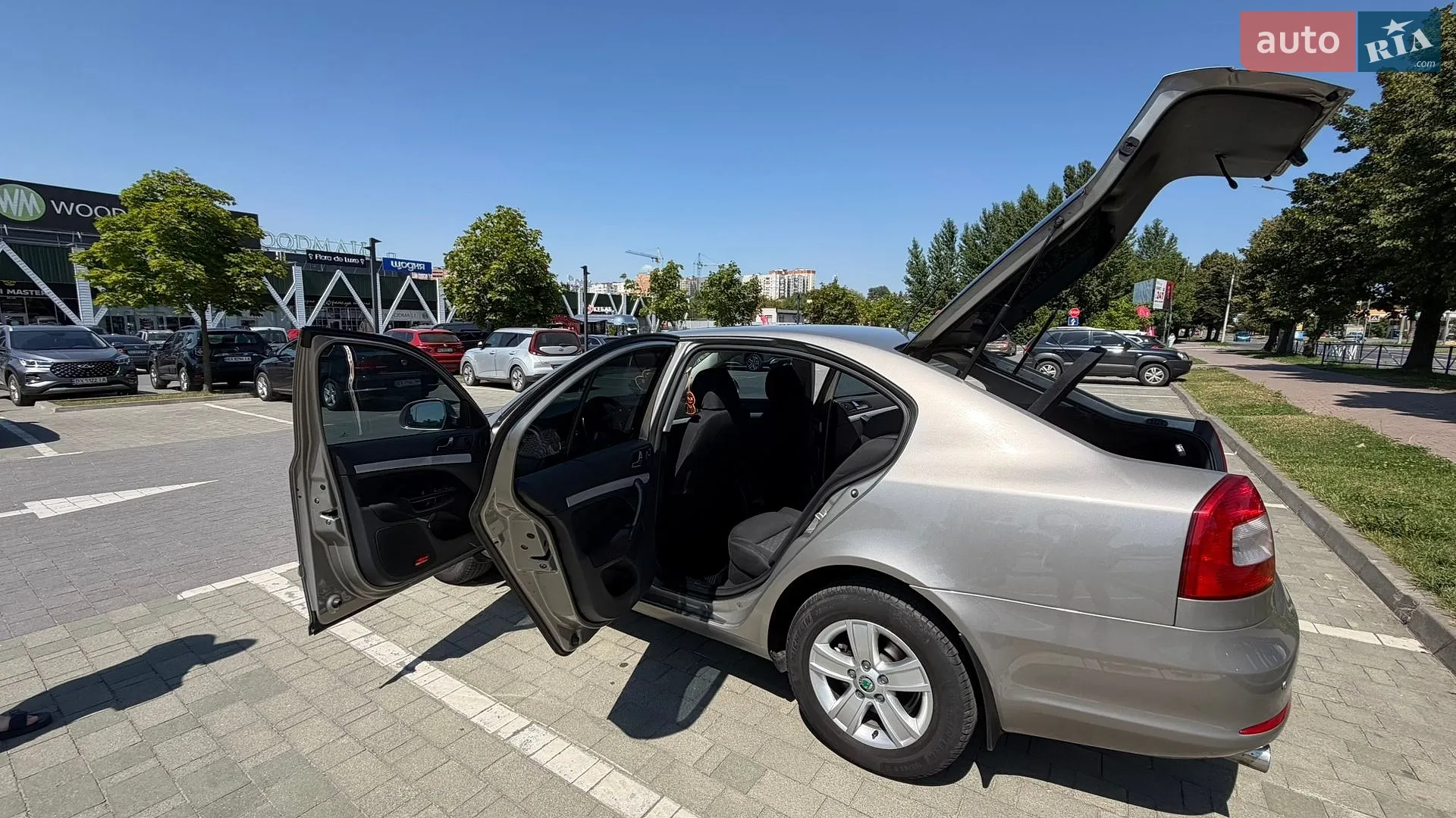 2010 Skoda Octavia - мініатюра 17