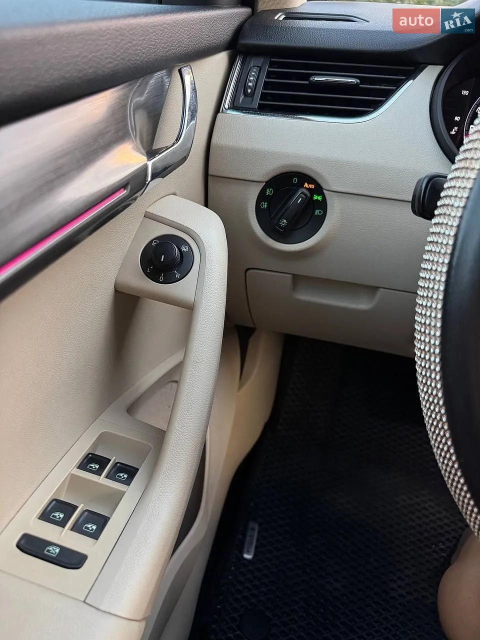 2019 Skoda Octavia - мініатюра 12