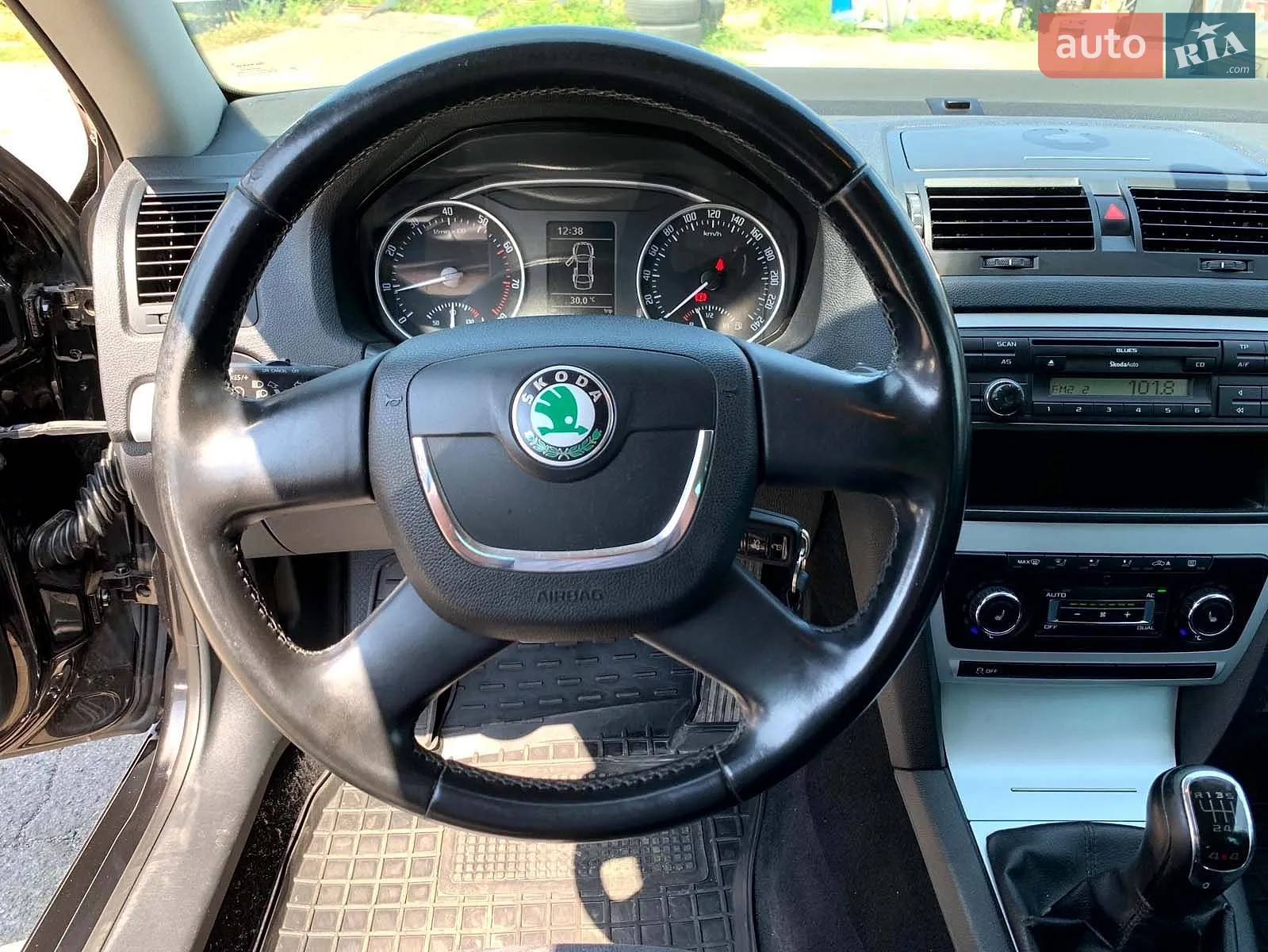 2011 Skoda Octavia - мініатюра 18