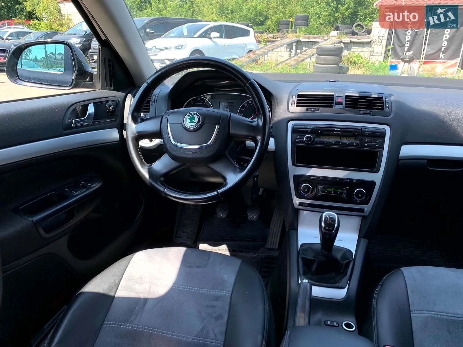 2011 Skoda Octavia - мініатюра 26