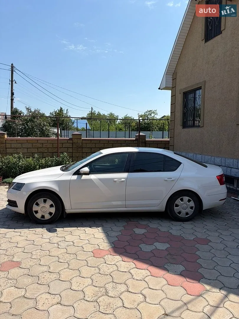 2020 Skoda Octavia - мініатюра 2