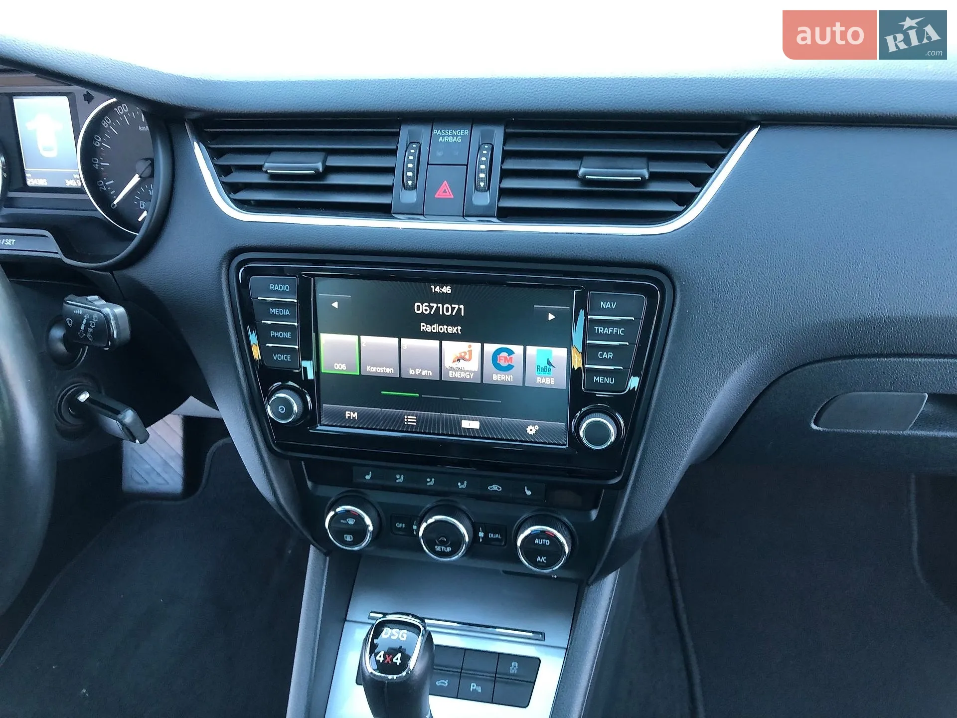 2015 Skoda Octavia - мініатюра 25