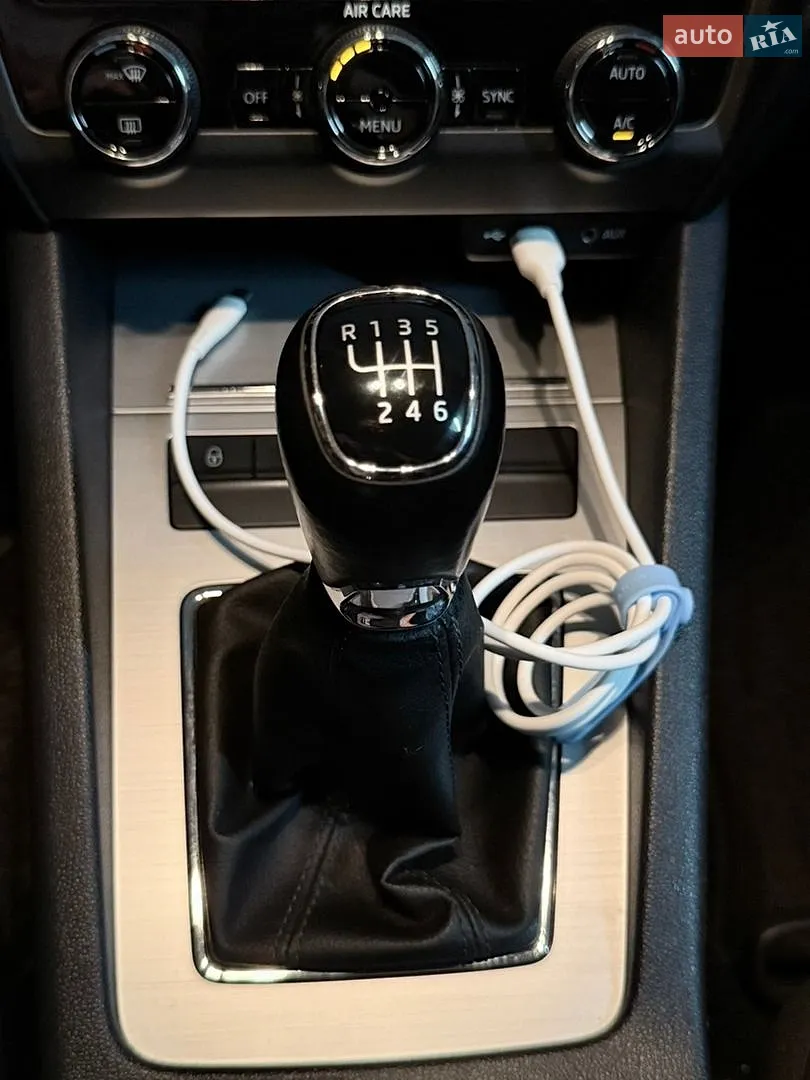 2017 Skoda Octavia - мініатюра 13