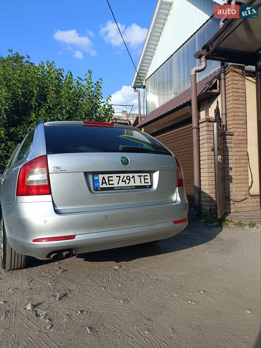 2011 Skoda Octavia - мініатюра 2