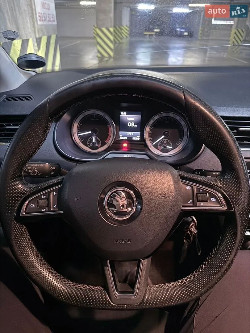 2017 Skoda Octavia - мініатюра 28