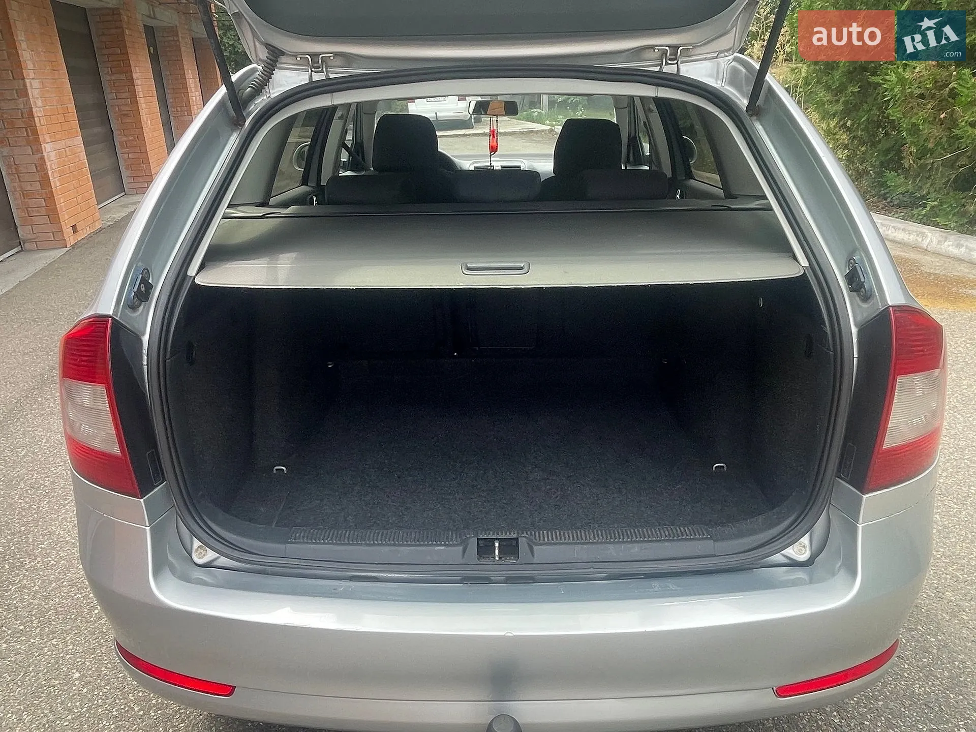 2011 Skoda Octavia - мініатюра 3