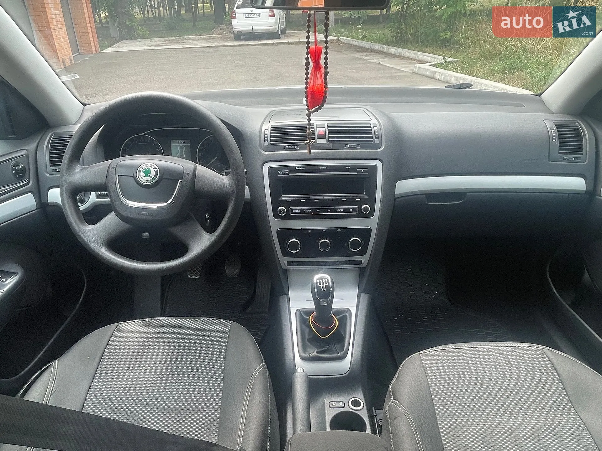 2011 Skoda Octavia - мініатюра 8