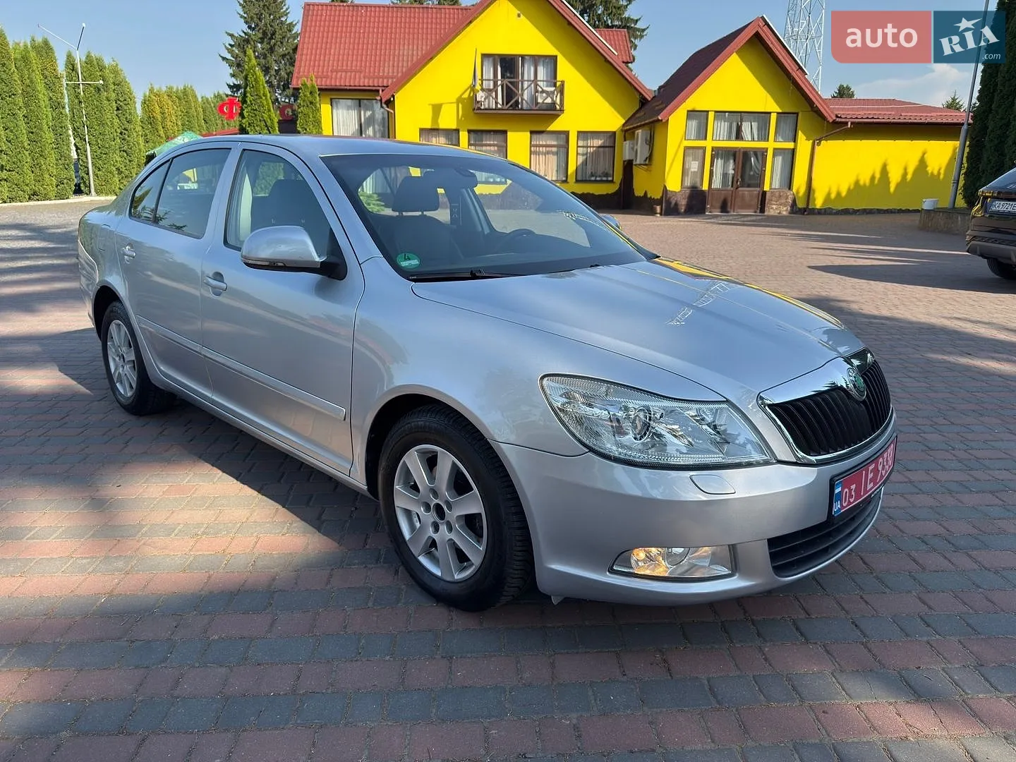 2010 Skoda Octavia - мініатюра 12