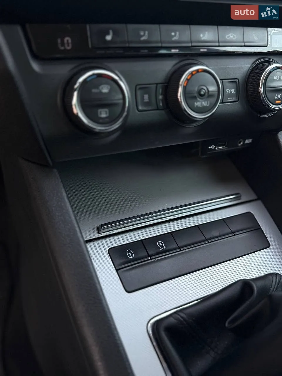 2016 Skoda Octavia - мініатюра 15