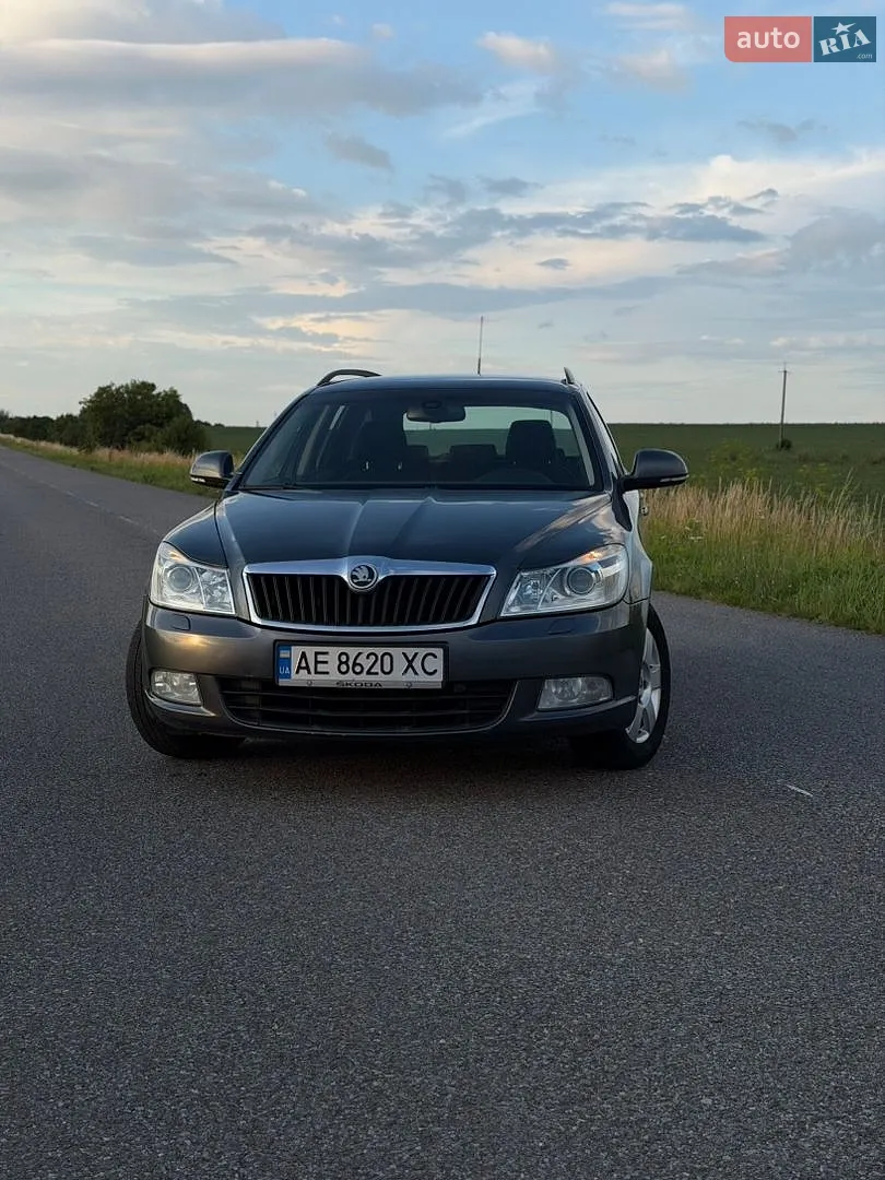 Skoda Octavia 2017 VIN Y6UAC2NE3HB007262 фото оголошення 8 з 21