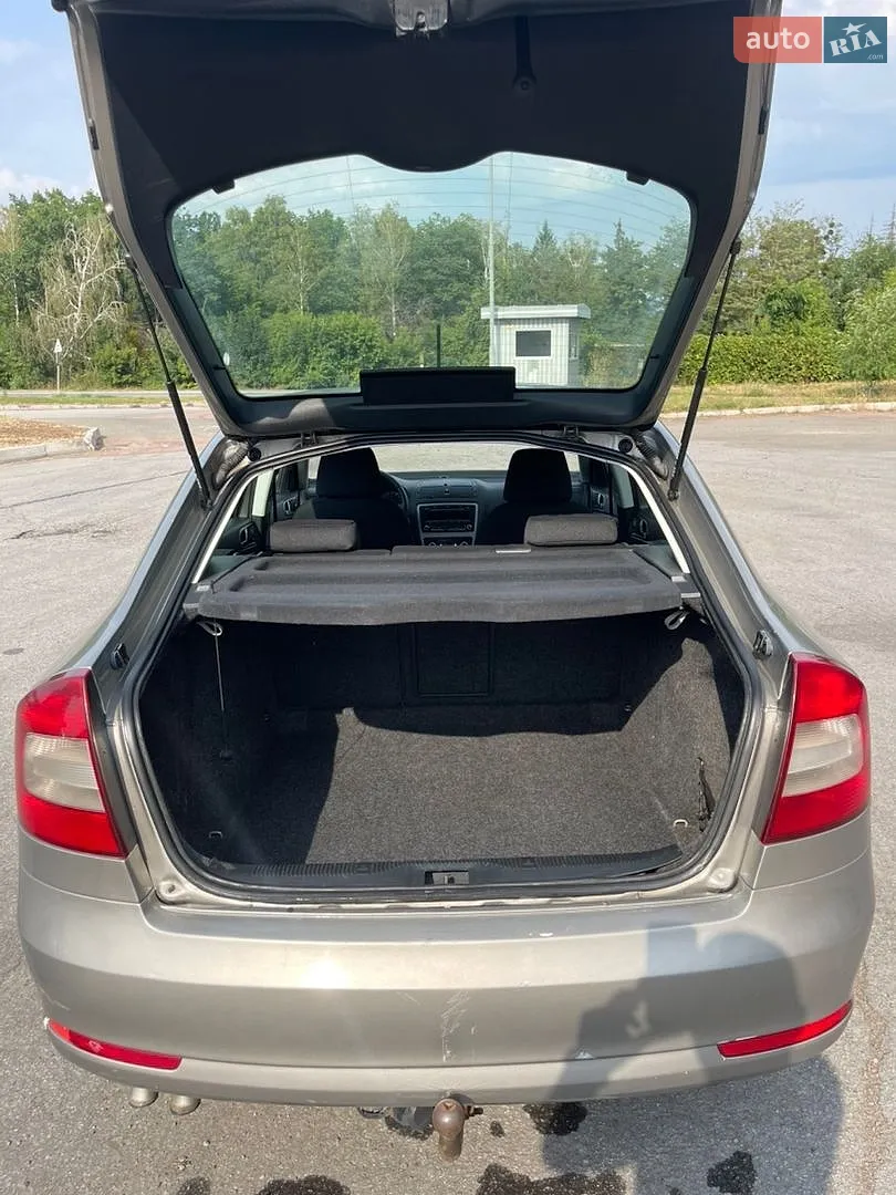 2011 Skoda Octavia - мініатюра 13