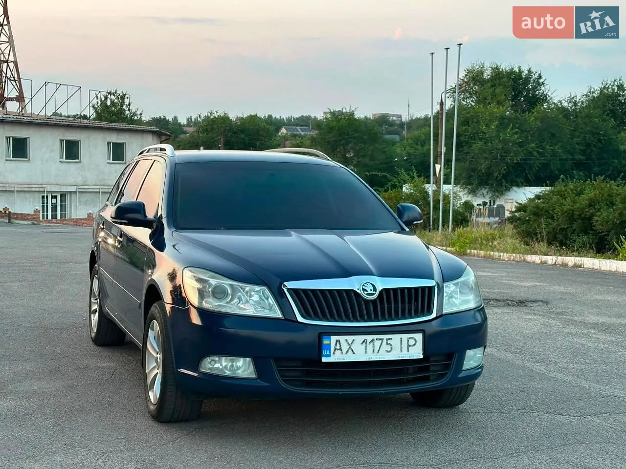 2011 Skoda Octavia - мініатюра 2