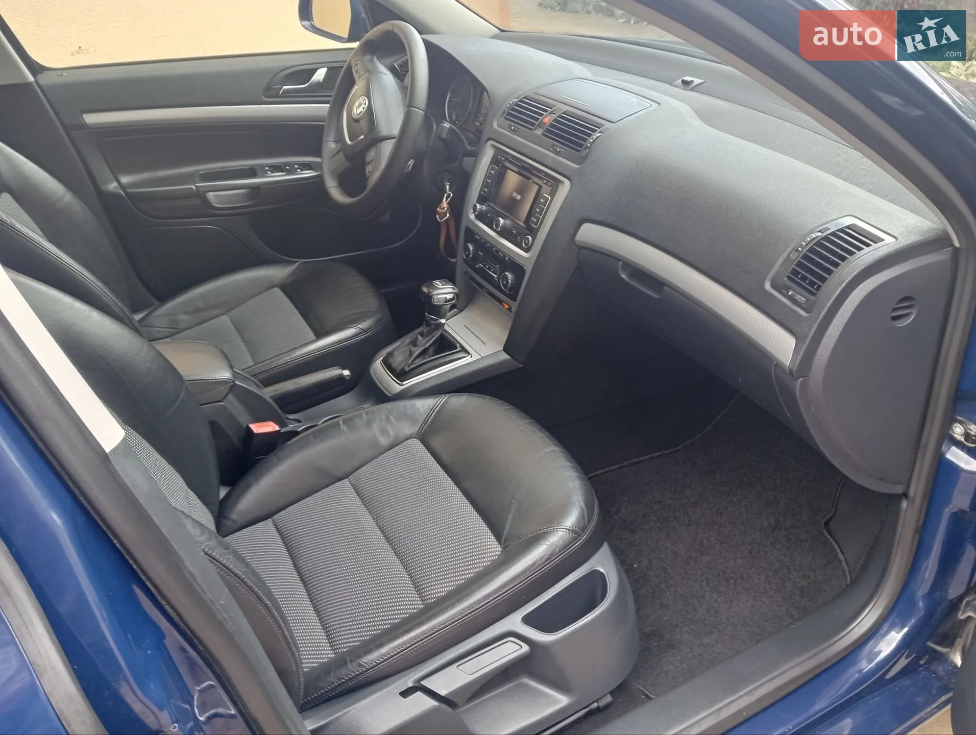 2011 Skoda Octavia - мініатюра 8