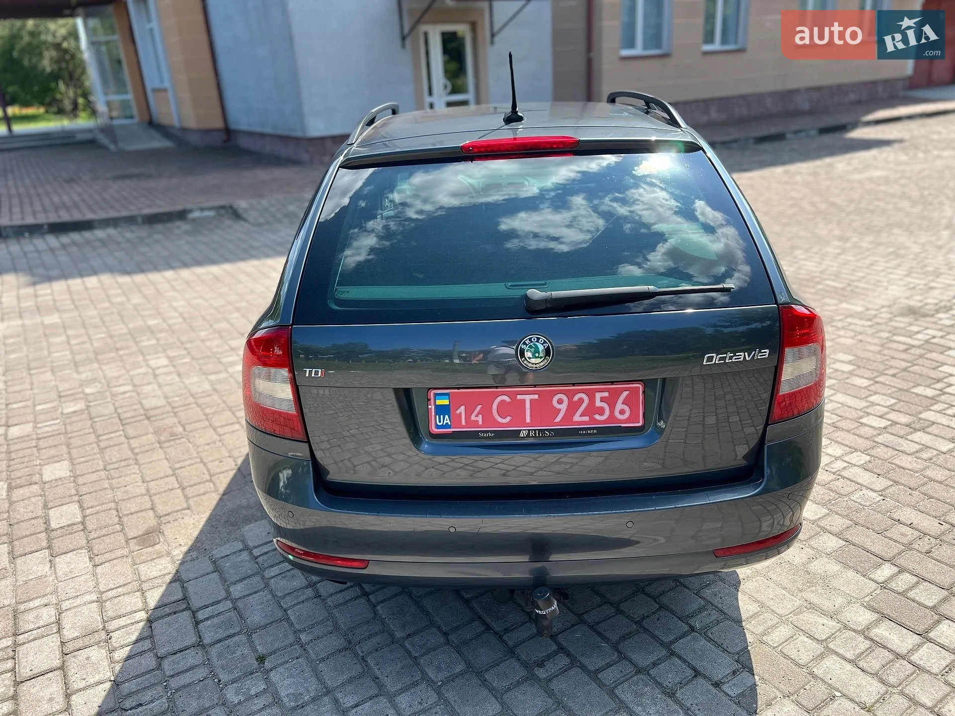 2011 Skoda Octavia - мініатюра 9