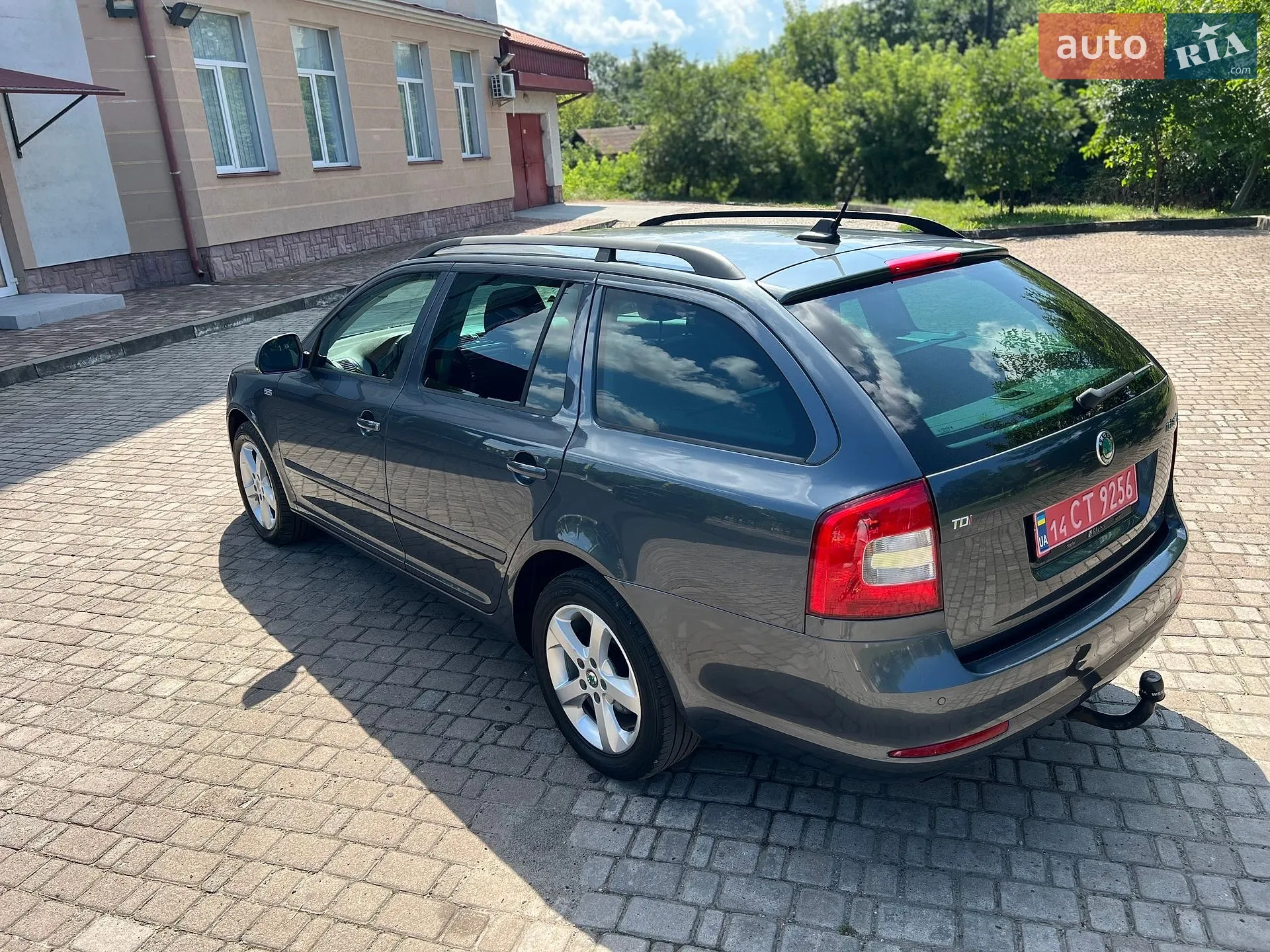 2011 Skoda Octavia - мініатюра 8
