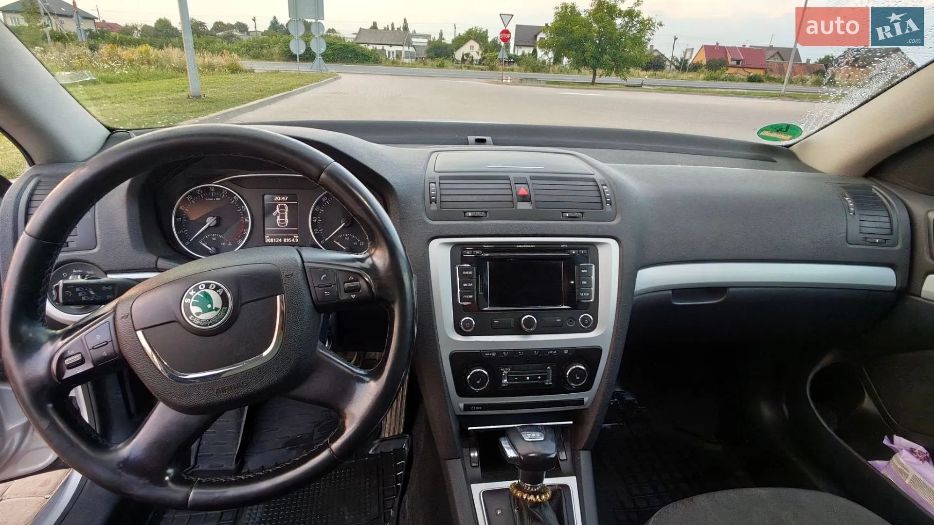 2011 Skoda Octavia - мініатюра 9