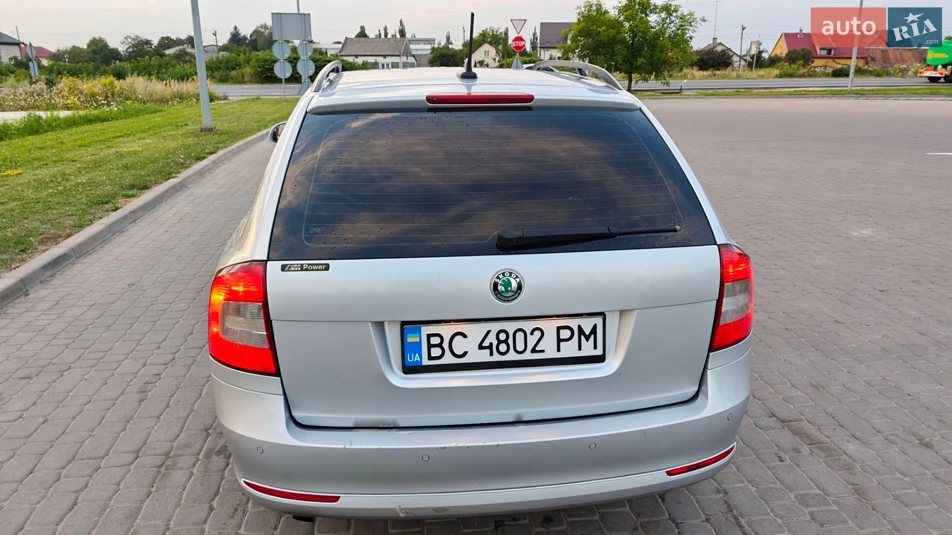 2011 Skoda Octavia - мініатюра 2