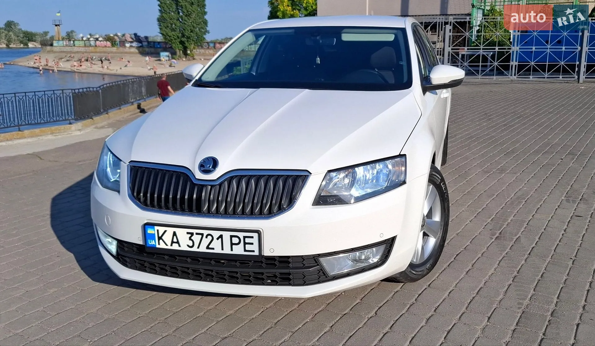 2016 Skoda Octavia - мініатюра 3
