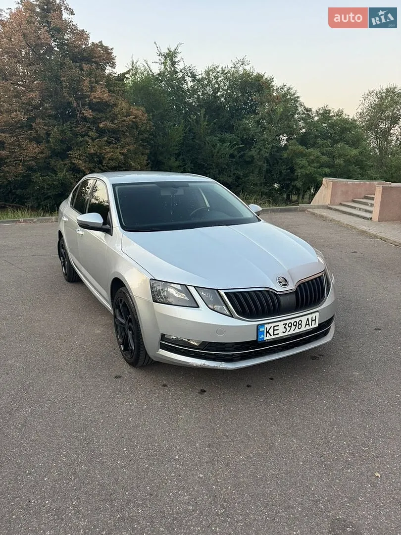 2017 Skoda Octavia - фото 1