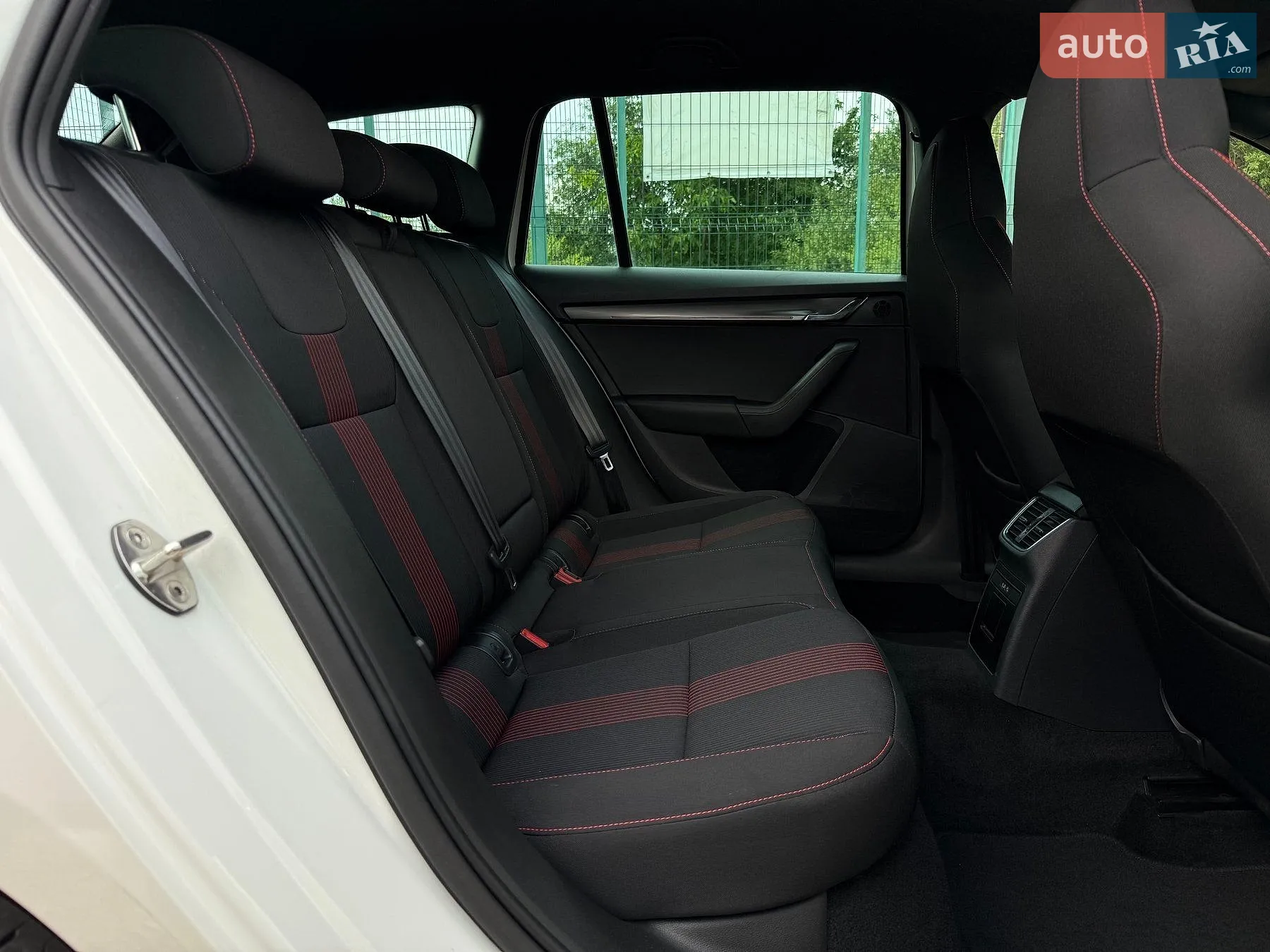 2020 Skoda Octavia - мініатюра 96