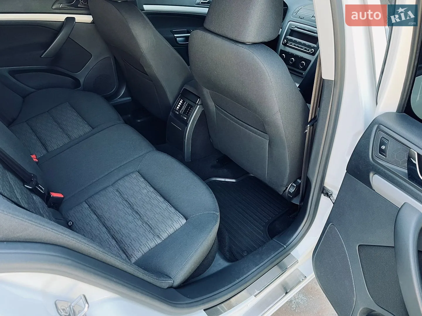 2013 Skoda Octavia - мініатюра 20