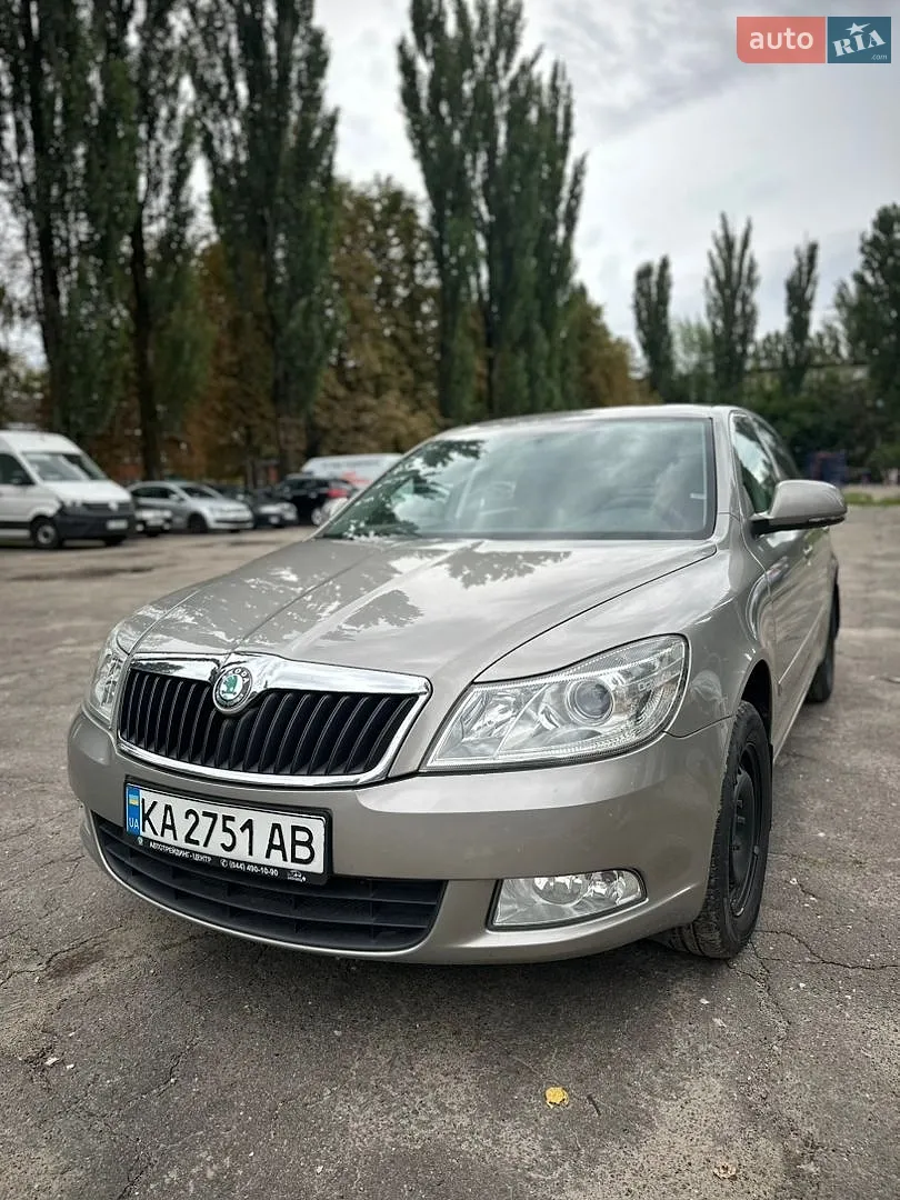 2011 Skoda Octavia - фото 1