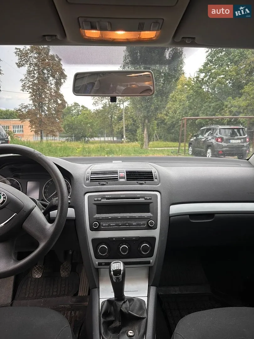 2011 Skoda Octavia - мініатюра 17