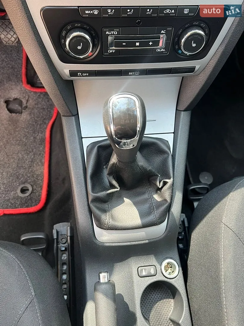 2012 Skoda Octavia - мініатюра 10