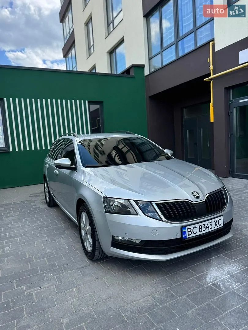 2017 Skoda Octavia - мініатюра 15