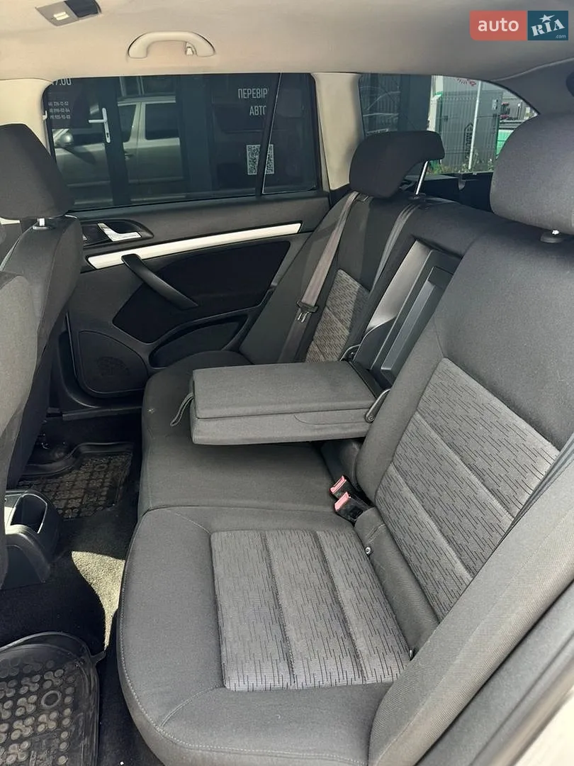 2011 Skoda Octavia - мініатюра 14