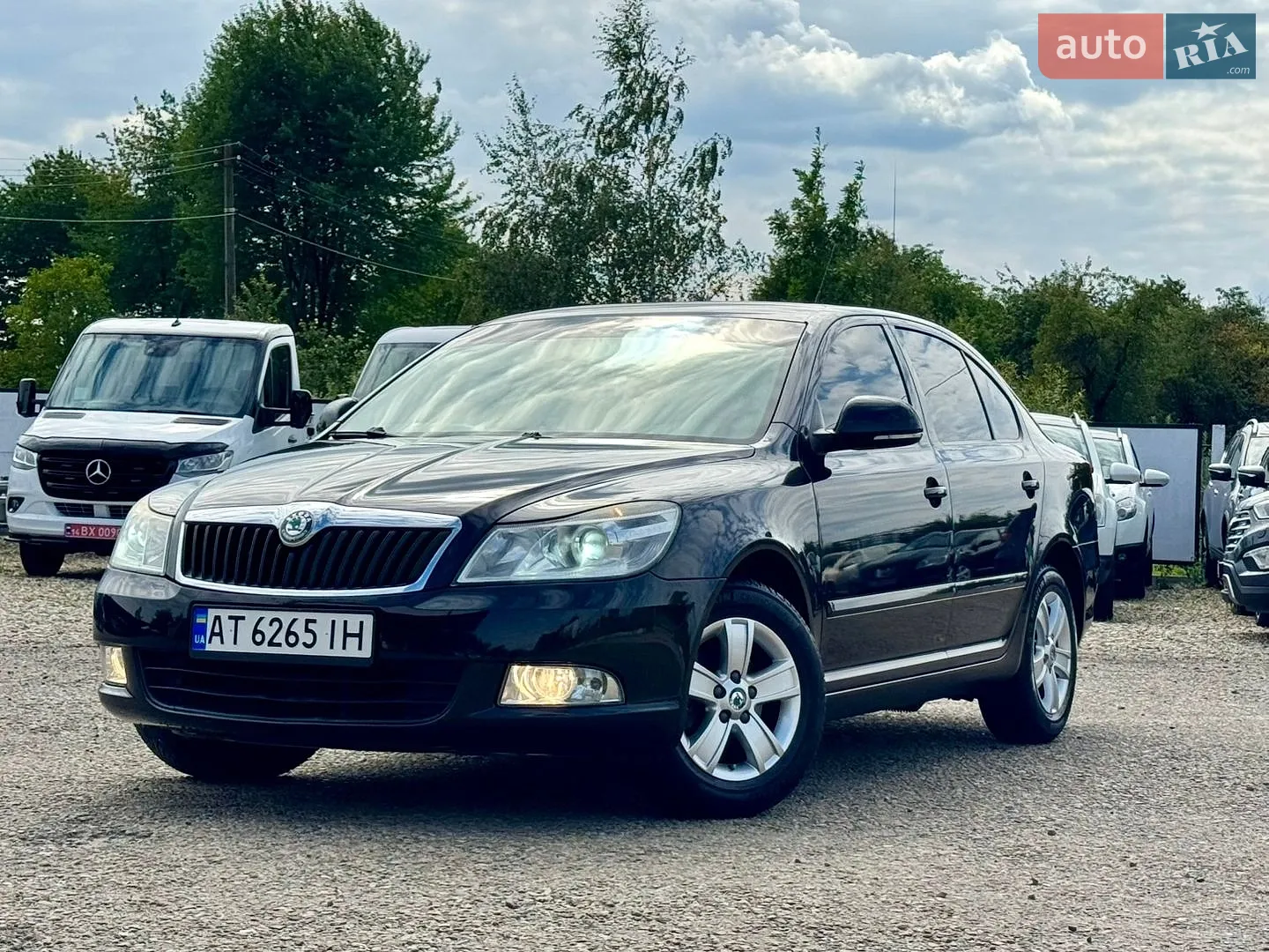 2011 Skoda Octavia - мініатюра 2