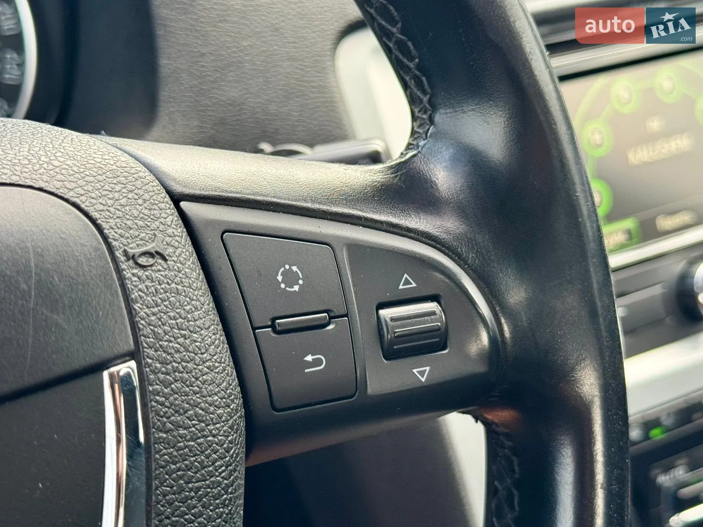 2011 Skoda Octavia - мініатюра 25