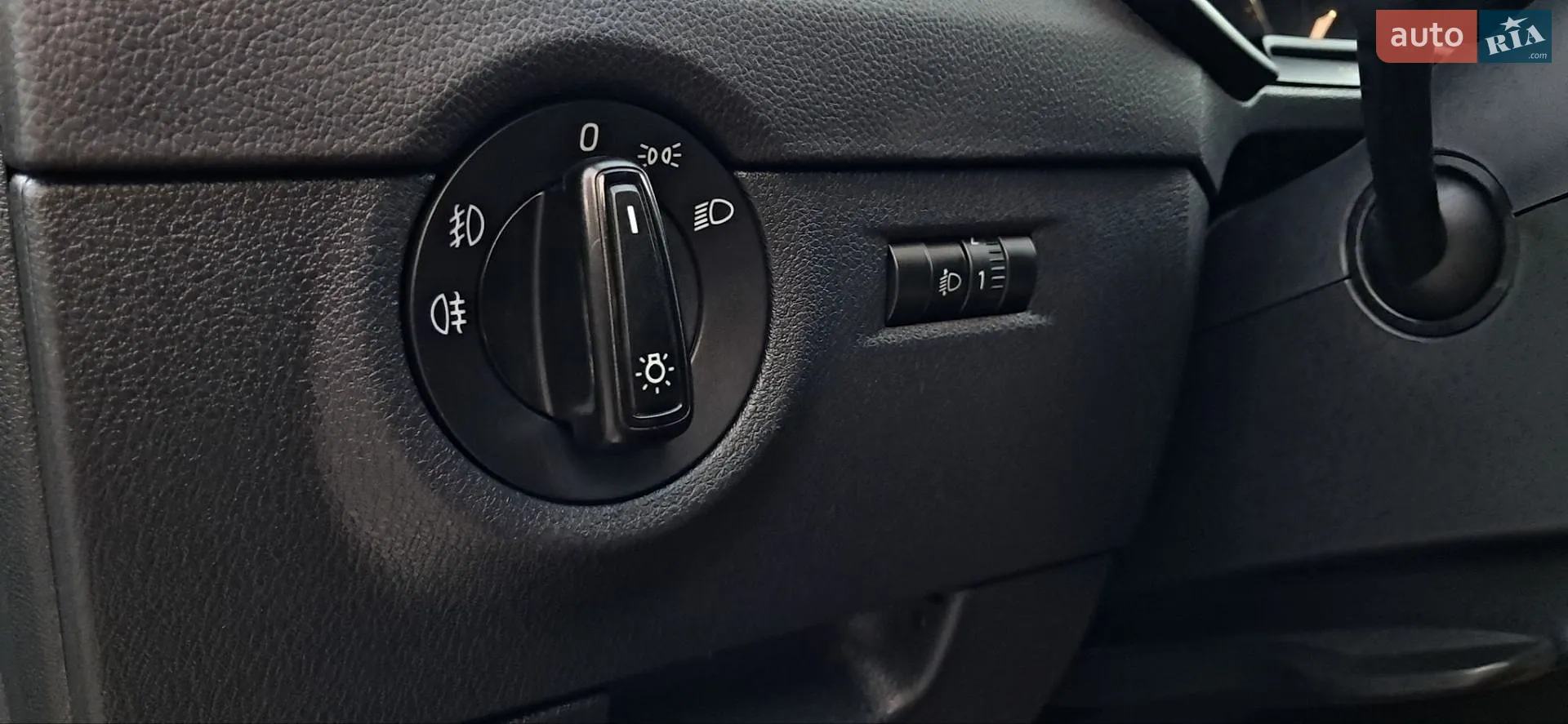 2013 Skoda Octavia - мініатюра 13