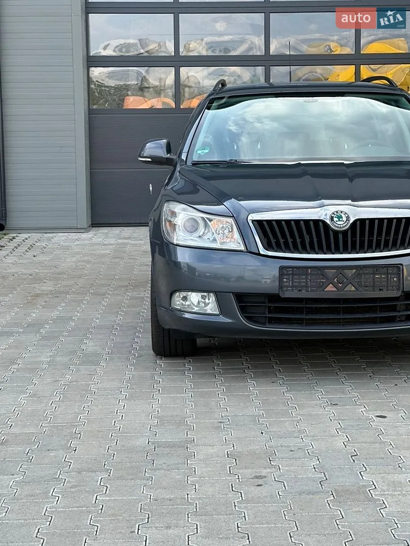 2011 Skoda Octavia - мініатюра 8