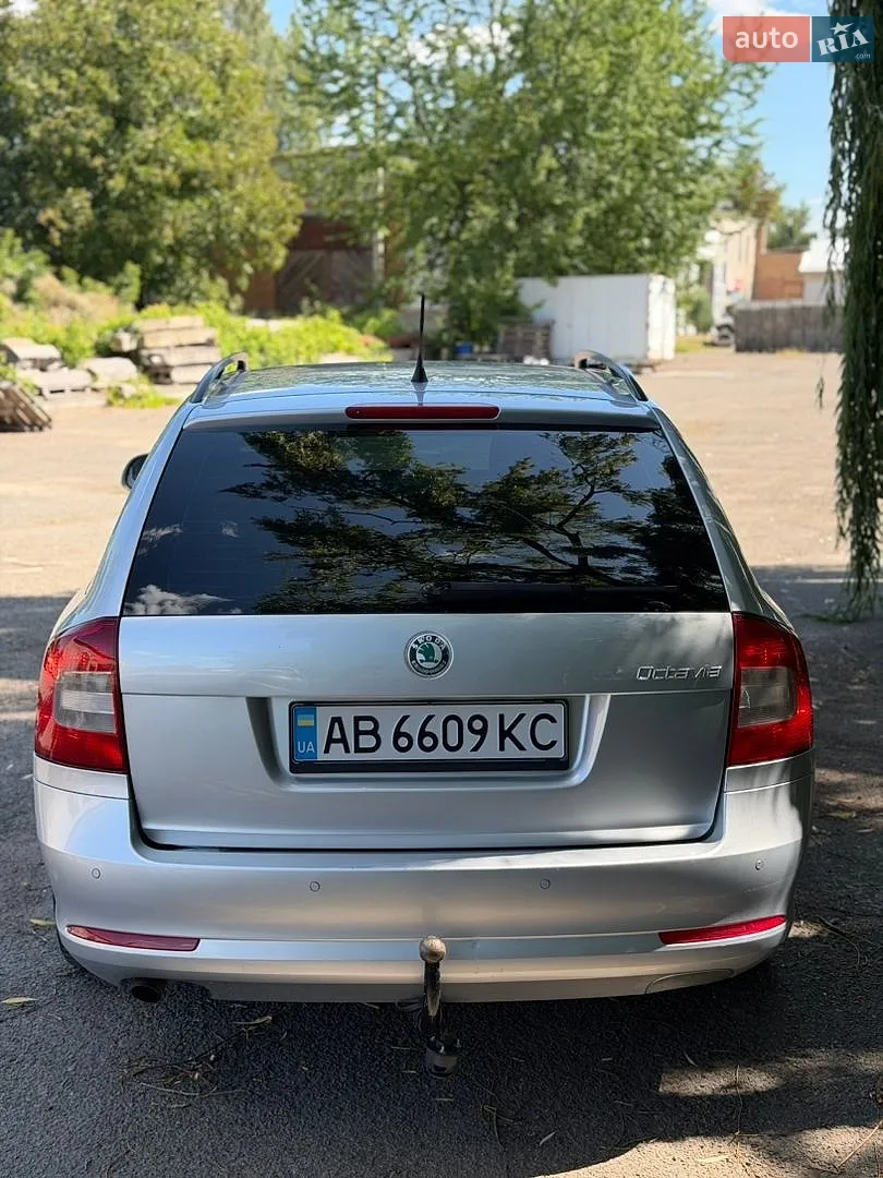 2010 Skoda Octavia - мініатюра 7