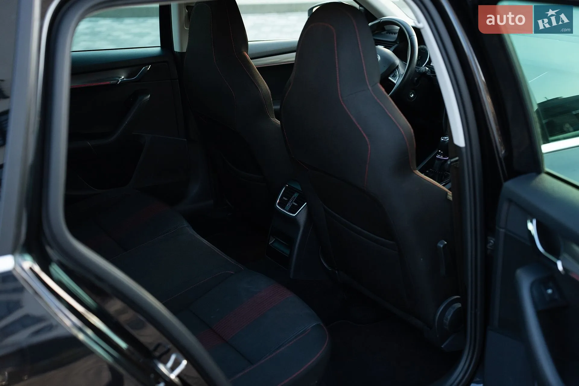 2017 Skoda Octavia - мініатюра 20