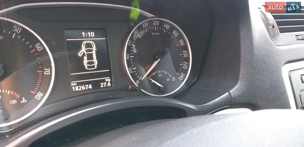 2011 Skoda Octavia - мініатюра 18