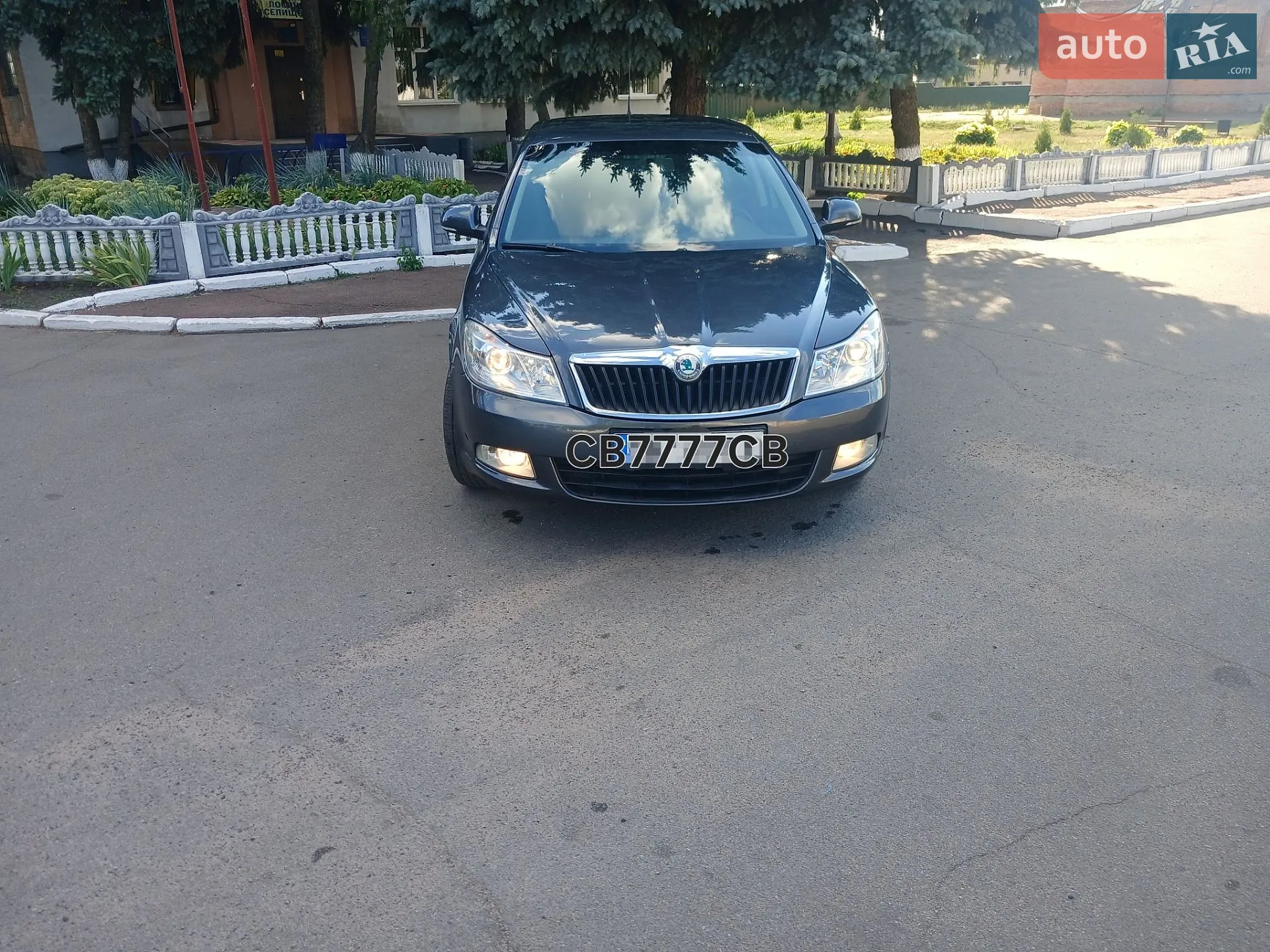 2010 Skoda Octavia - мініатюра 3