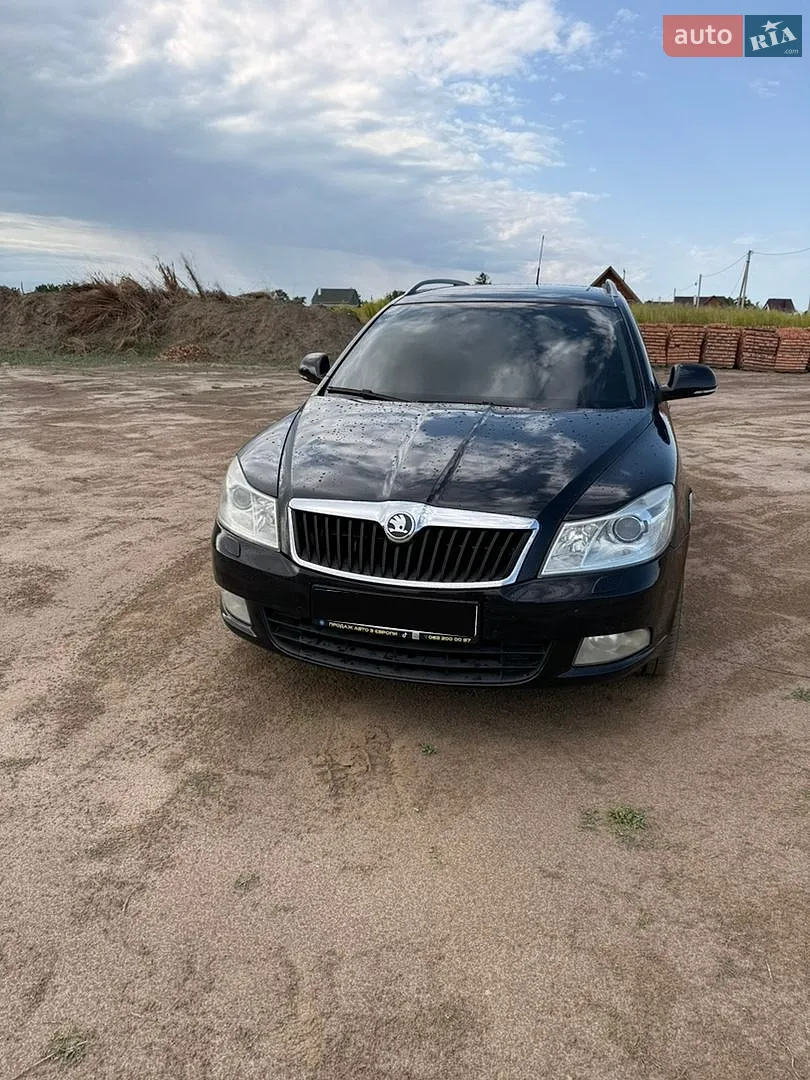2010 Skoda Octavia - мініатюра 14